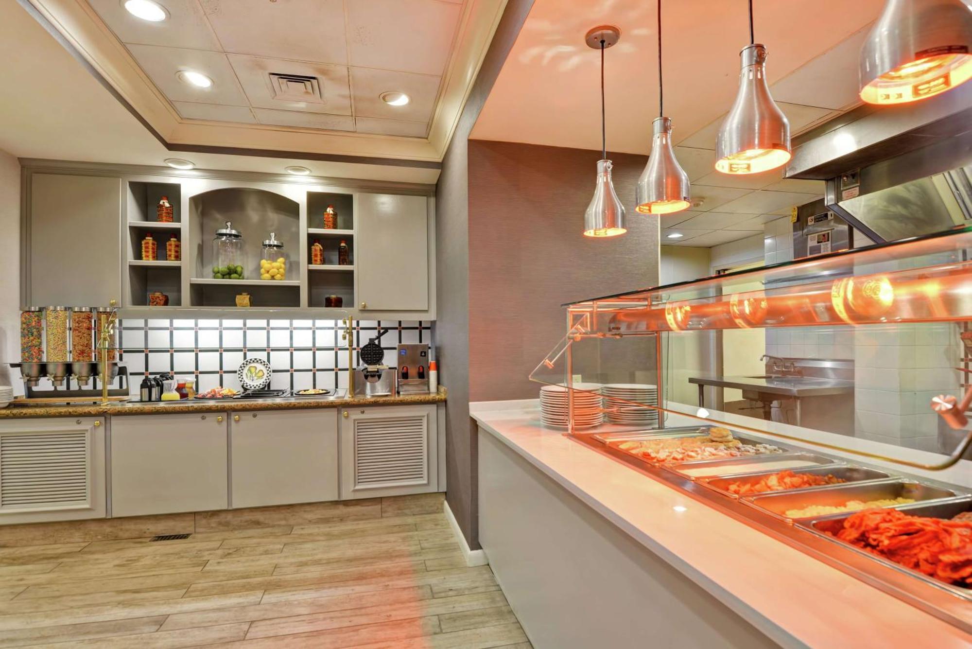 Hilton Garden Inn Mobile East Bay / Дафни Екстериор снимка
